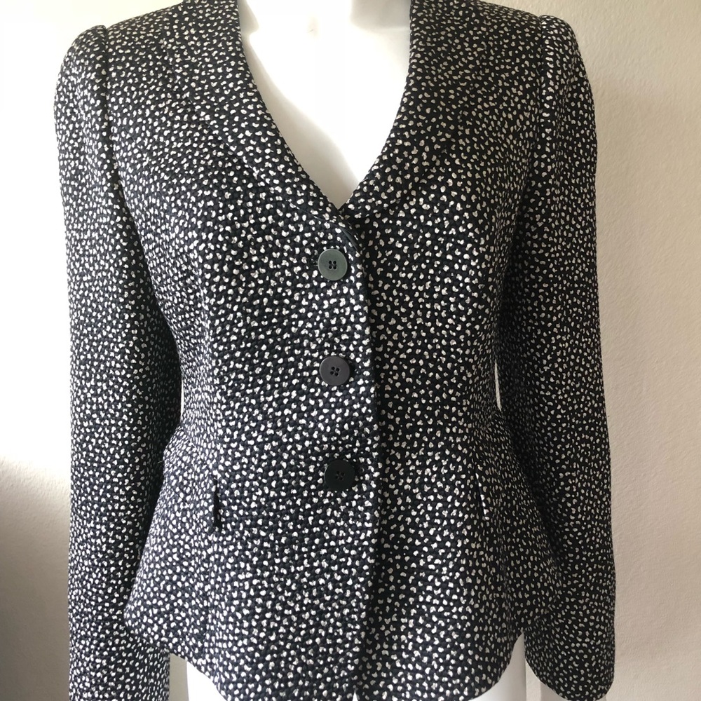 ARMANI BLAZER BLACK & WHITE SIZE 10